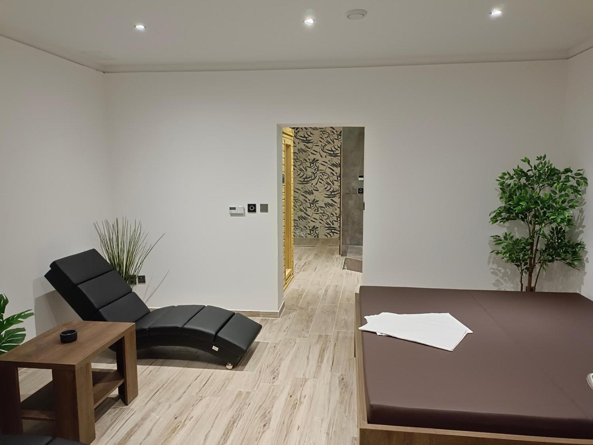 Penzion A Wellness - Jilan, Naves Svobody 39, 奥洛穆茨 外观 照片